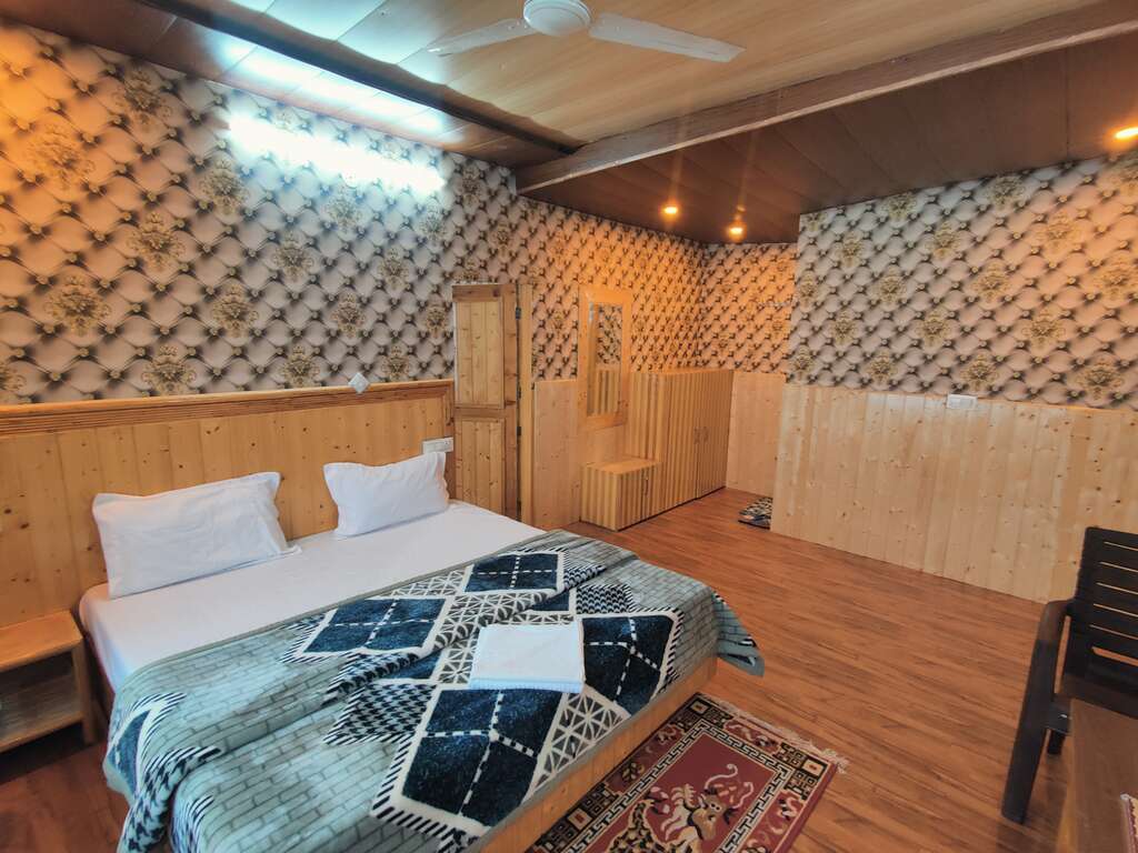 Dalhousie Hotels Best Family Room