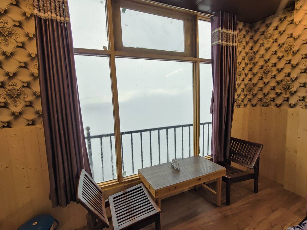 Dalhousie Hotels Best Family Room